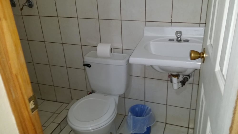 Basic Double Room, 1 Double Bed, Private Bathroom (5) photo 2