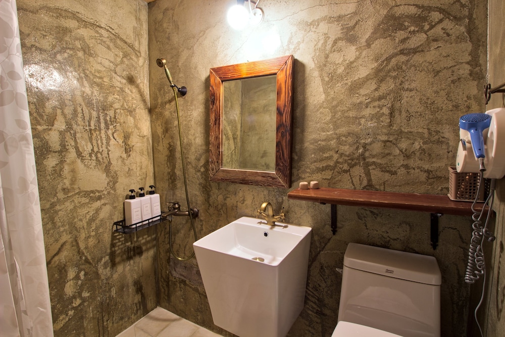 Traditional Loft(Rose) - Must contact the property before Check-In photo 2