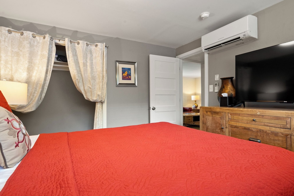 Condo photo 3