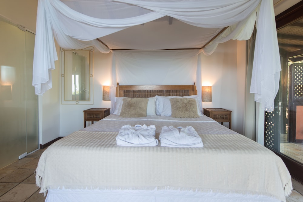 Deluxe Suite, Sea View photo 2