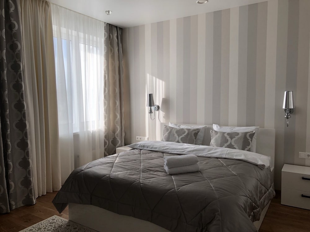 Deluxe Apartment, 3 Bedrooms photo 2