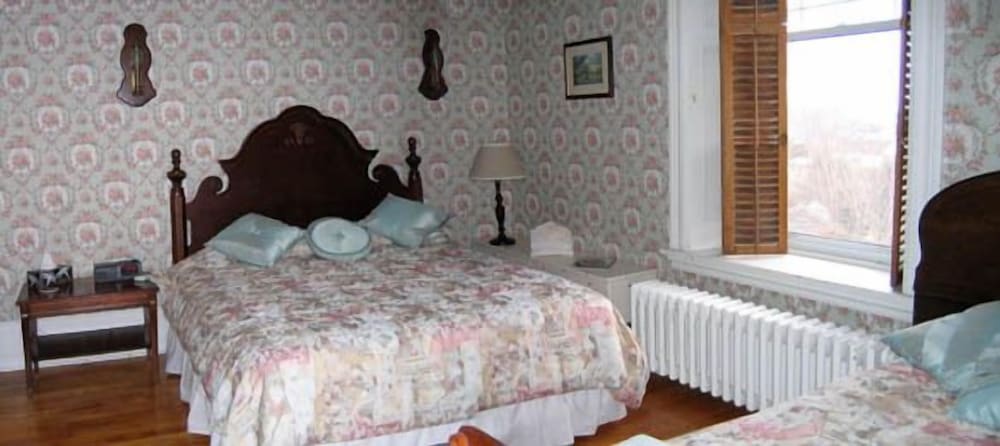 Flora's Room photo 2