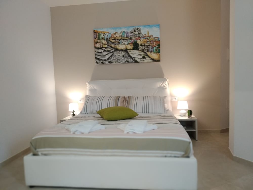 Deluxe Double Room, 1 Queen Bed, Ground Floor (Malve)