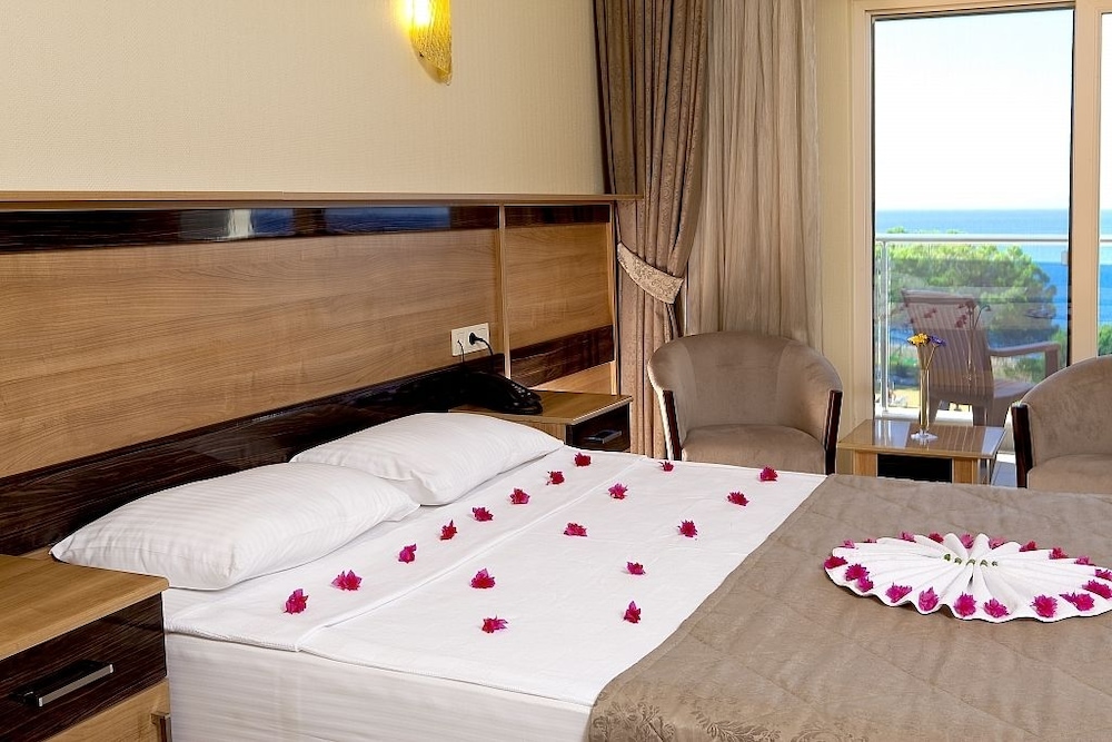Deluxe Double or Twin Room, Sea View photo 1