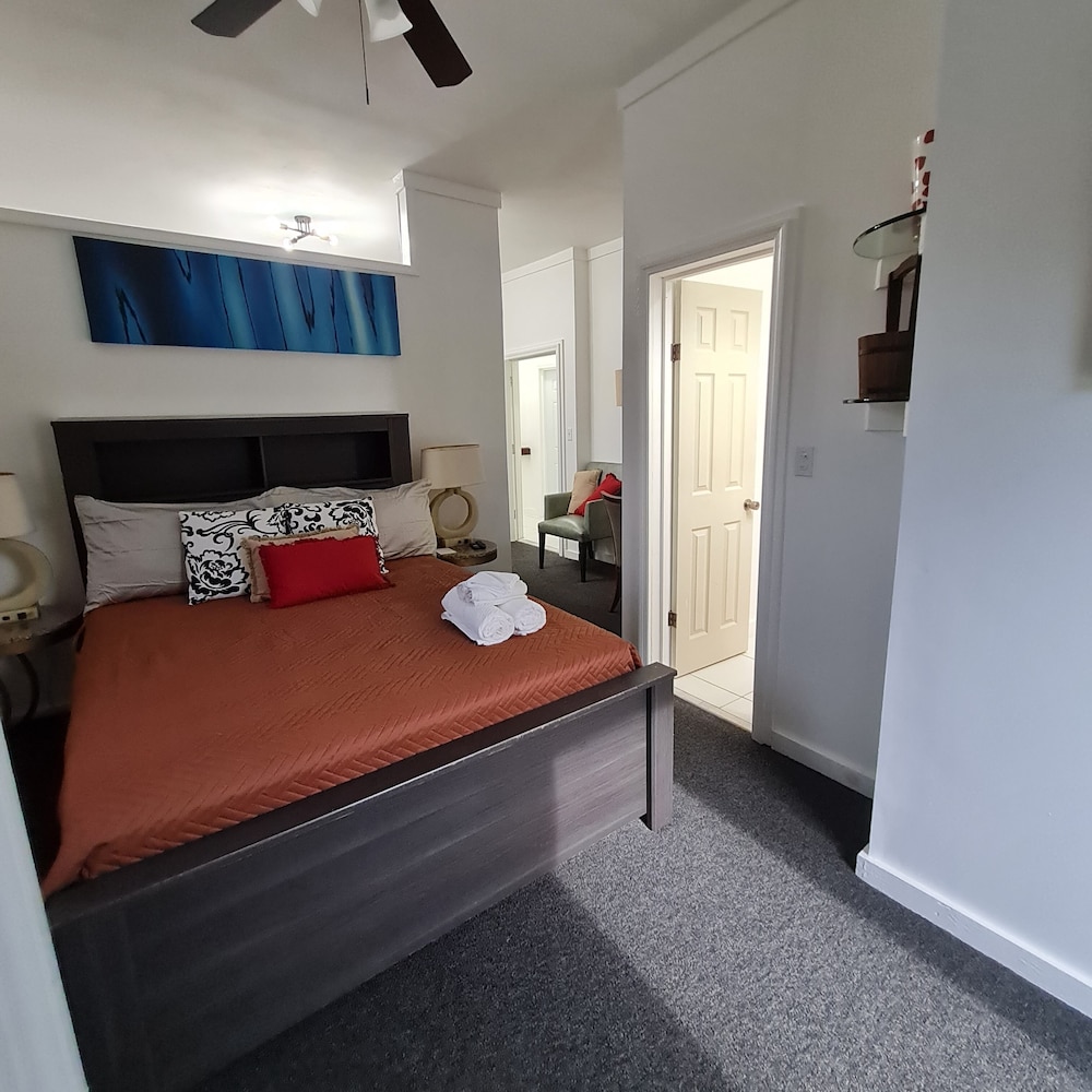 Royal Studio Suite
