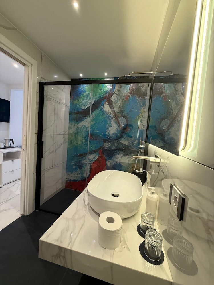 Junior Room - Photo 67