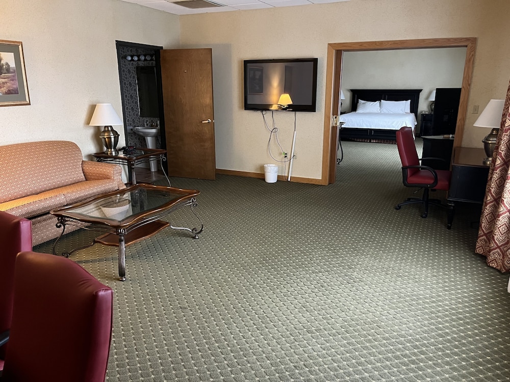 Suite, 1 Bedroom, Non Smoking (South Tower) - Photo 2