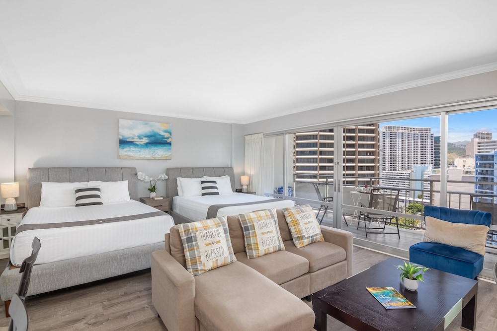 Ilikai Hotel Condo at Waikiki No Parking: Apartment (1 Bedroom) photo