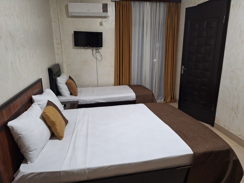 Luxury Quadruple Room