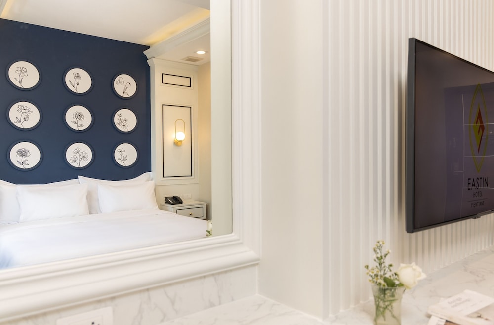 Superior Double Room, City View