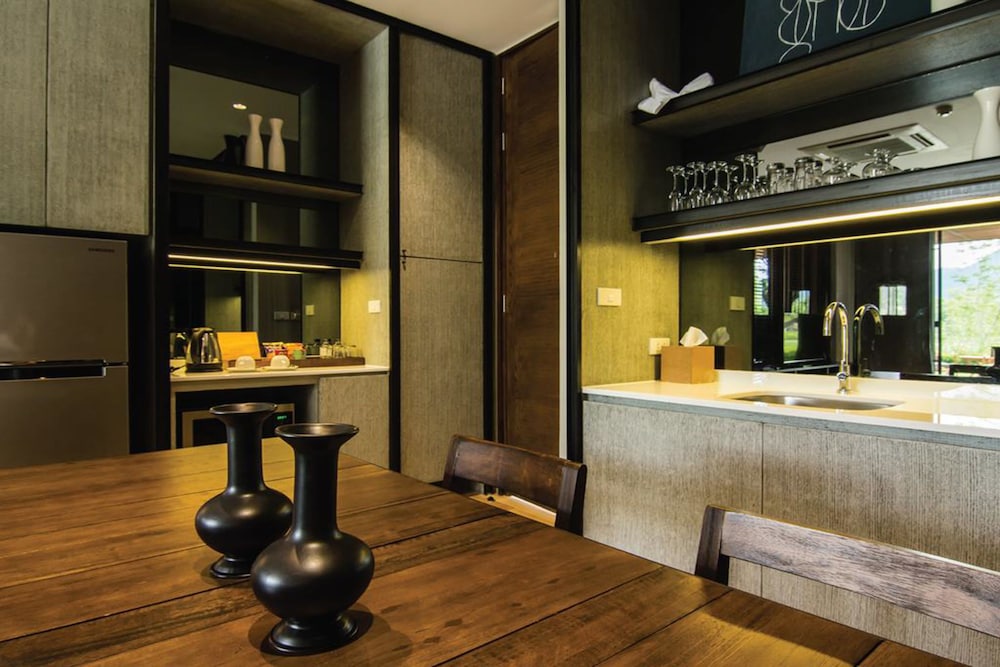 1 Bedroom Suite - Photo 5