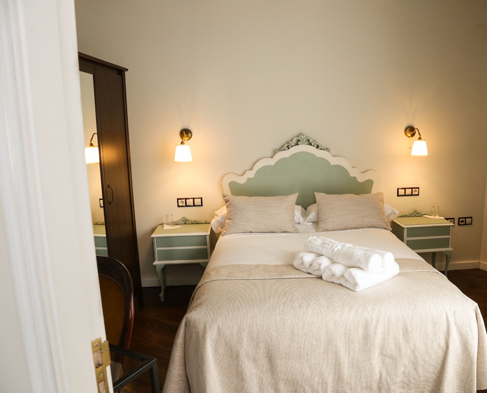 Double Room, 1 Double Bed, Private Bathroom photo 2