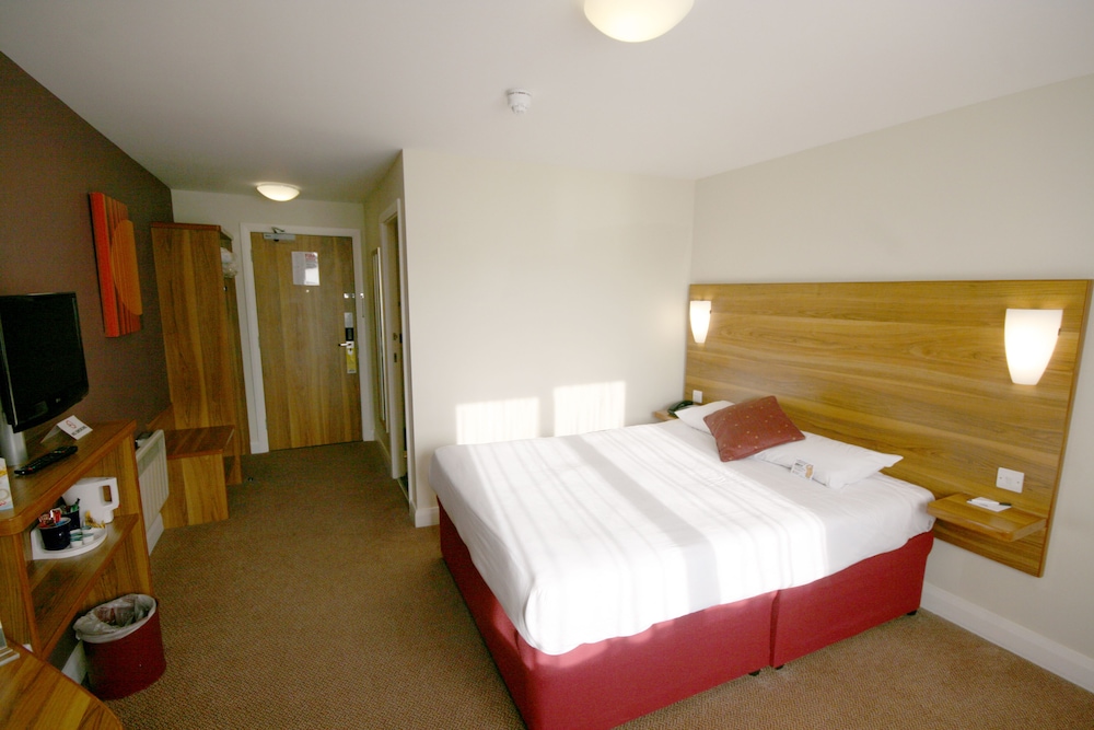 Room, Multiple Beds, Non Smoking photo 2
