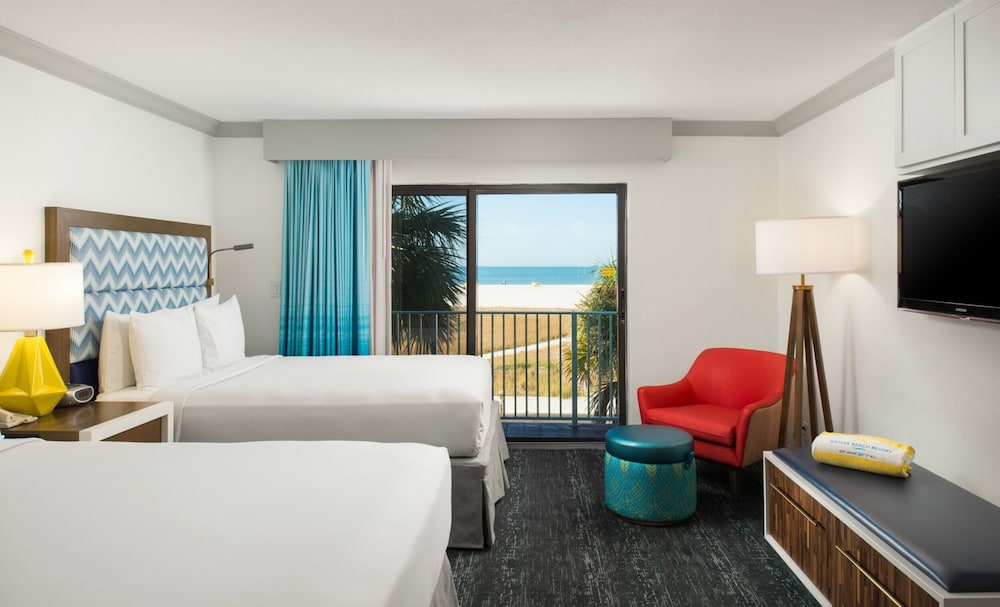 Premium Room, 2 Queen Beds, Kitchen, Beach View (Gulf Front) - Photo 1