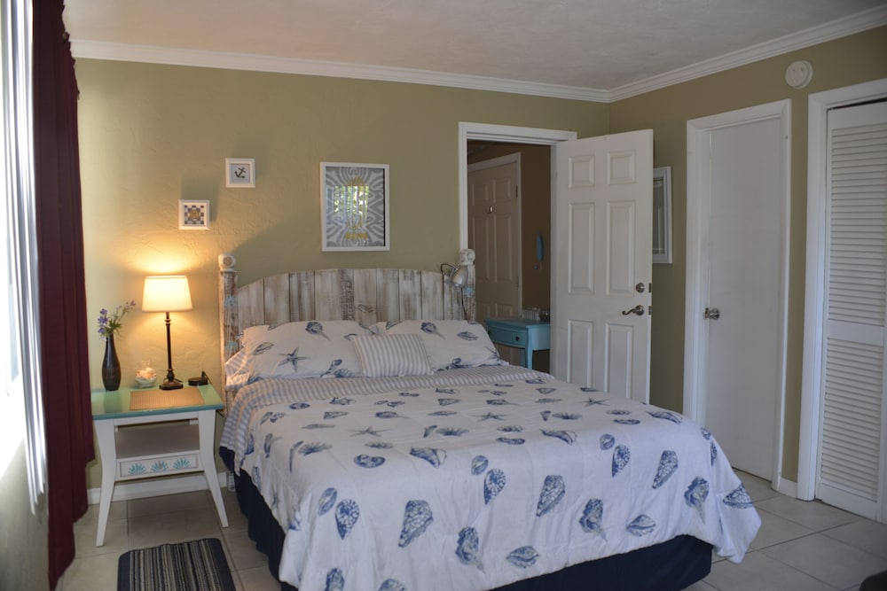 Comfort Single Room, 1 Queen Bed photo 1