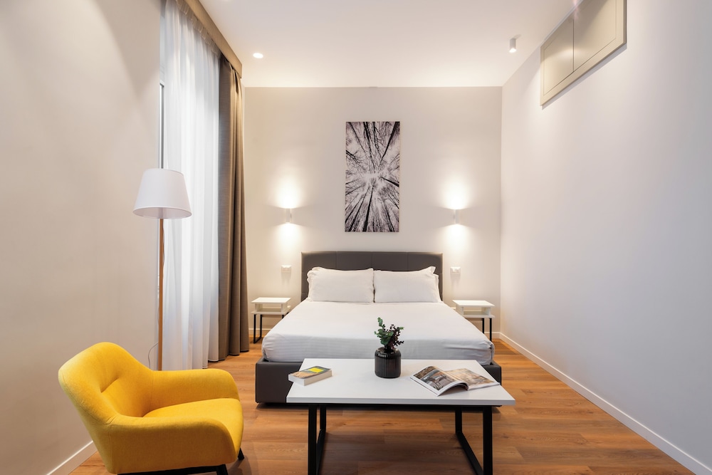 Duplex, City View, Executive Level