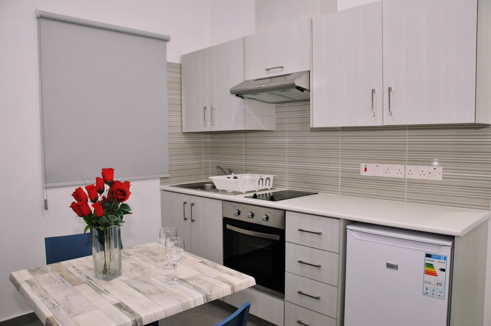 Deluxe Studio, City View photo 3