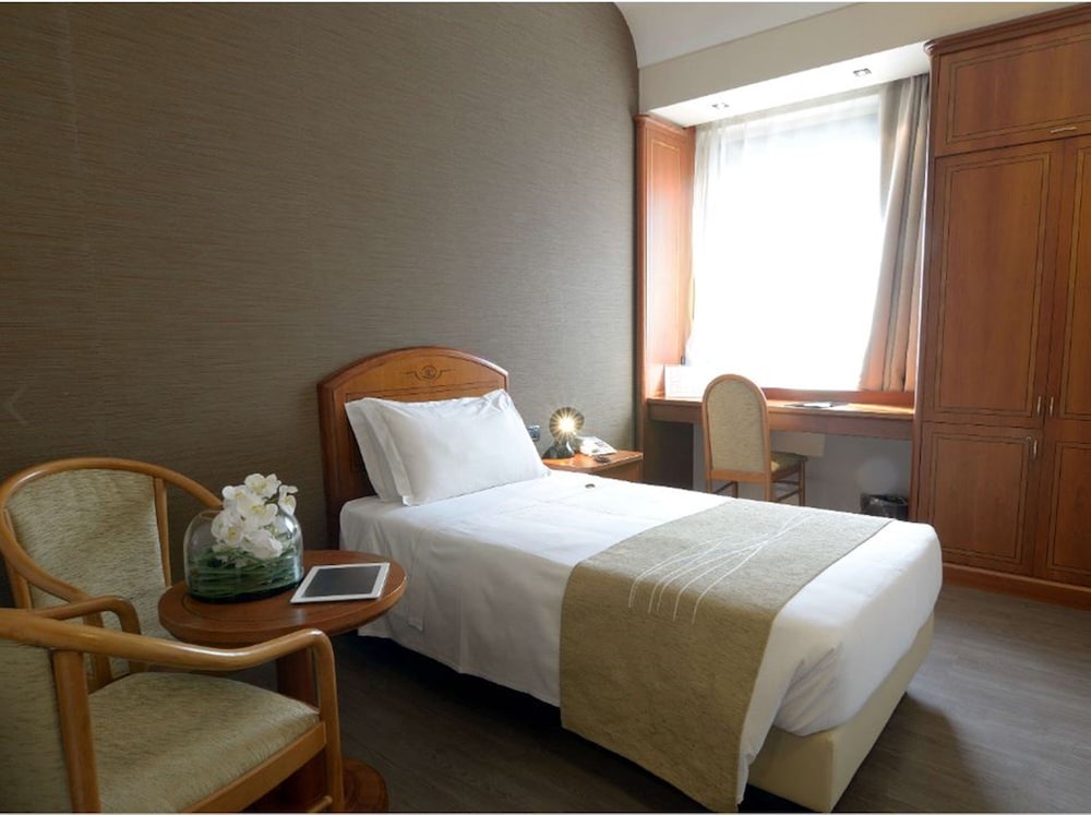 Double Room Single Use