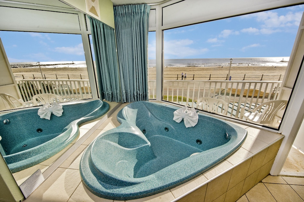 Deluxe Room, 2 Double Beds, Kitchenette, Ocean View - Photo 5