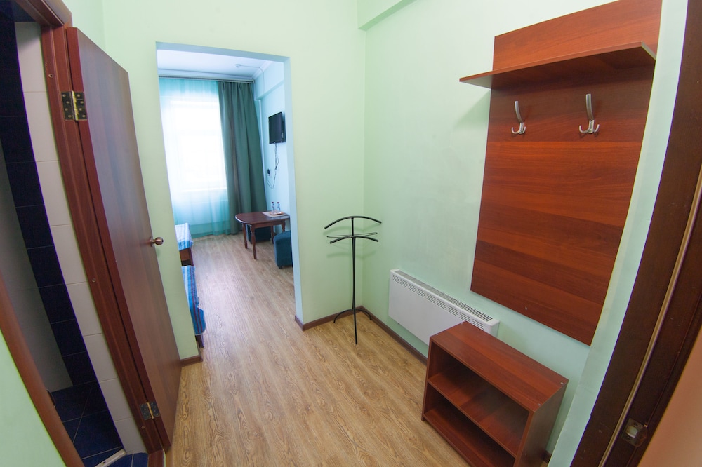 Standard Triple Room photo 2