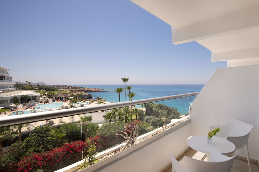 Standard Room, Partial Sea View - Photo 2