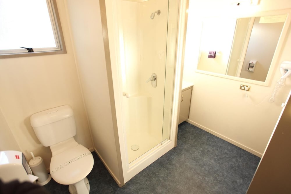 Standard Studio, Kitchenette (quiet studio) photo 2