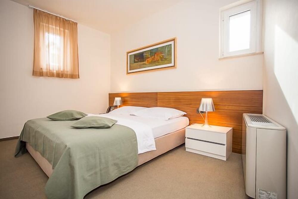 Deluxe Room, 2 Double Beds, Balcony, Sea View