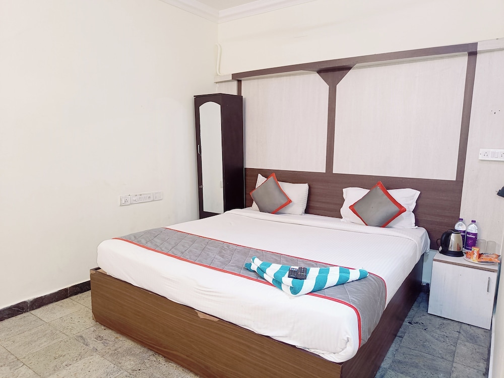 Standard Double Room - Photo 7