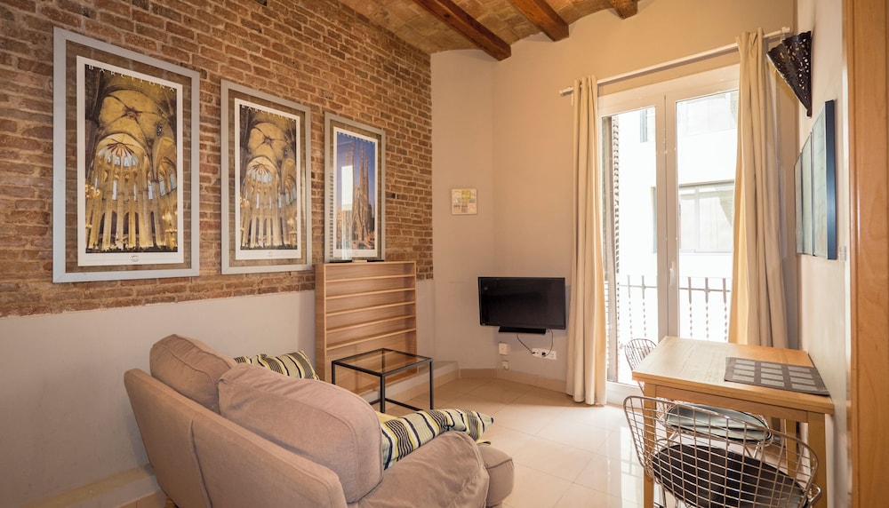 Apartamento Familiar, 1 Habitación, Balcón, Vista a la Ciudad