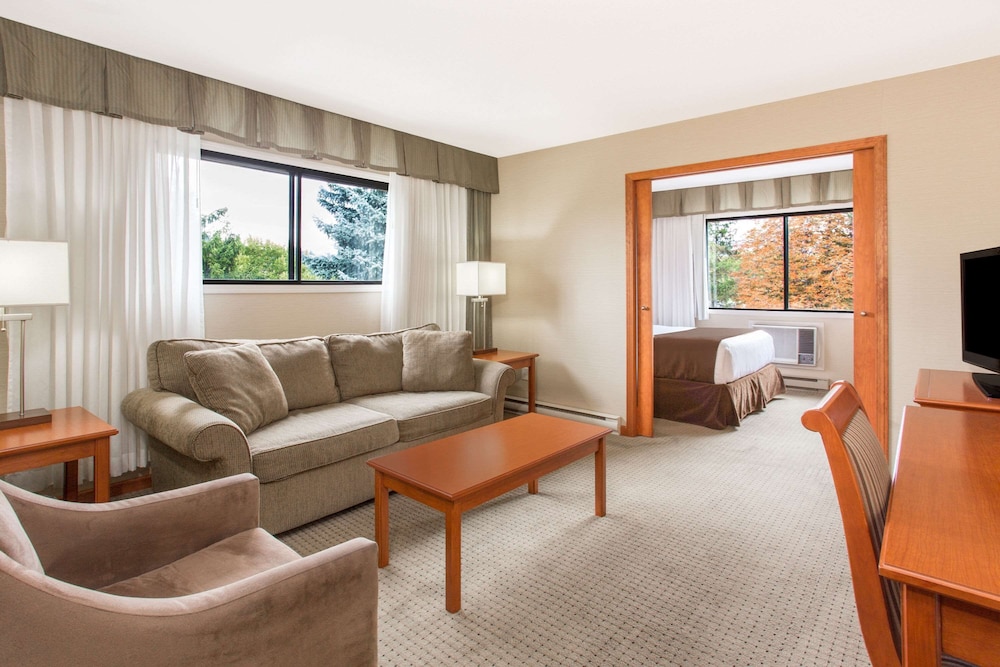 Suite, 1 Bedroom, Non Smoking - Photo 4