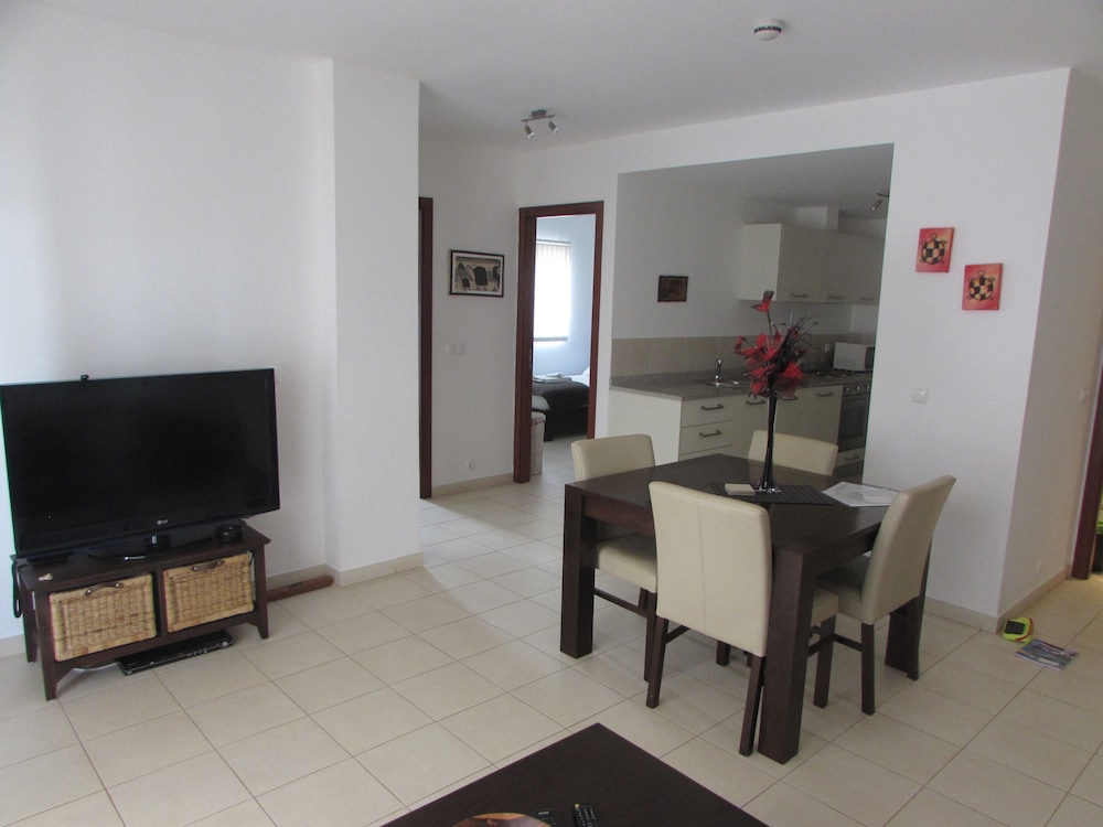 Basic Apartment, Garden View photo 2