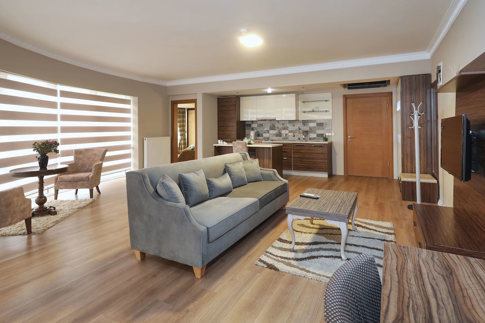 Business Studio Suite