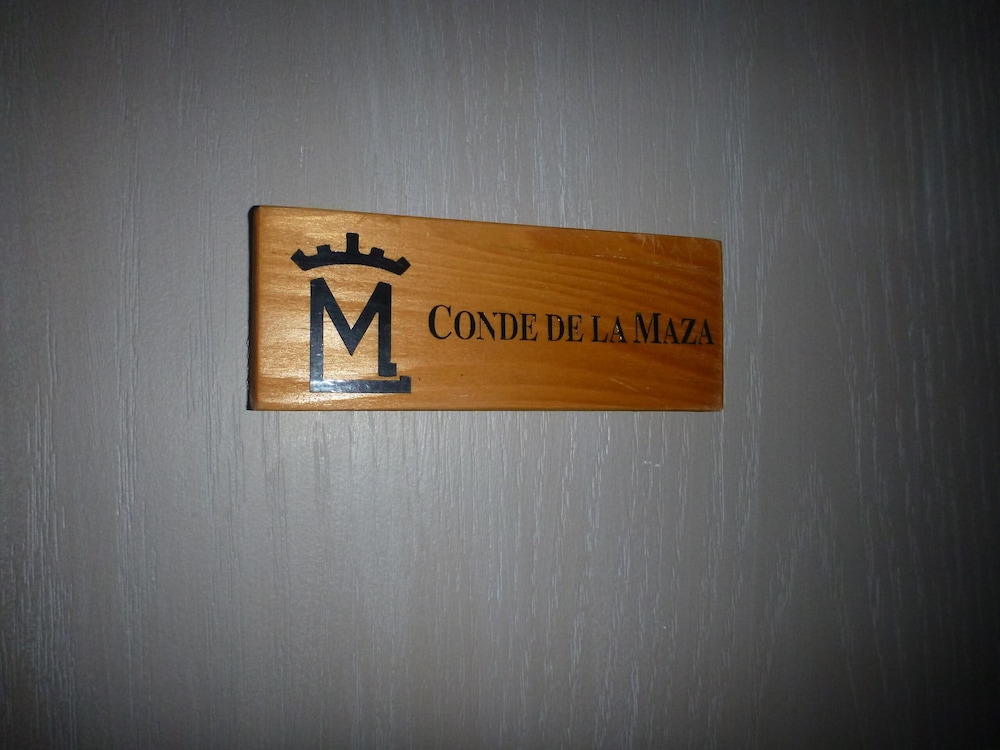 Standard Double Room, Private Bathroom (Conde De La Maza) photo 2