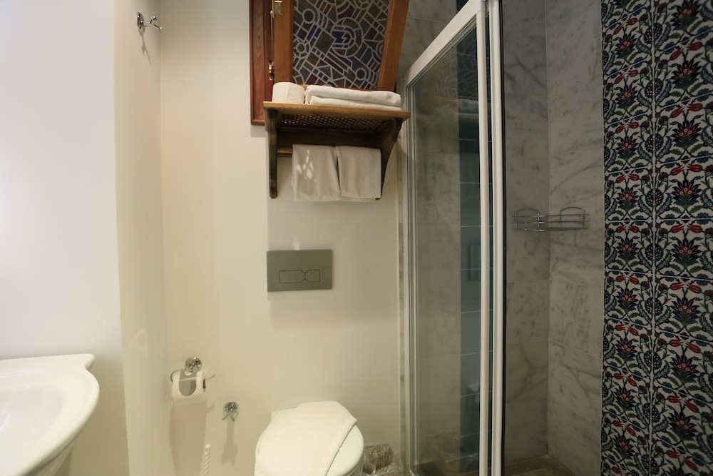 Double or Twin Room photo 2