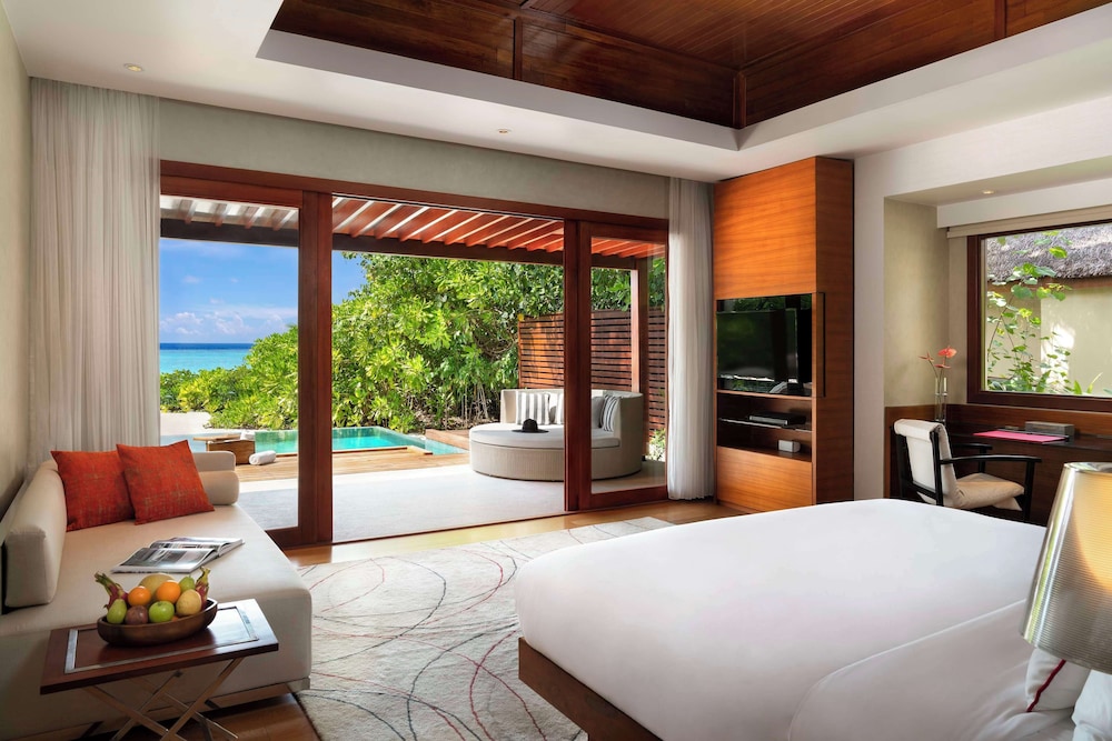 Family Beach Pool Villa - Photo 1
