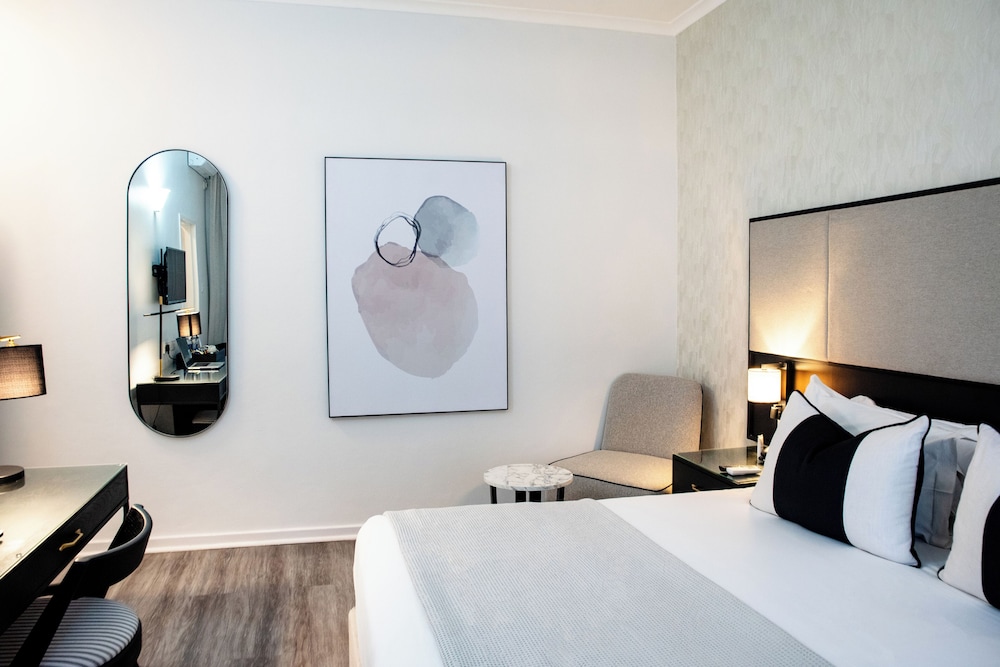 Standard Room, 1 Double Bed, Garden View (STANDARD DOUBLE) - Photo 5