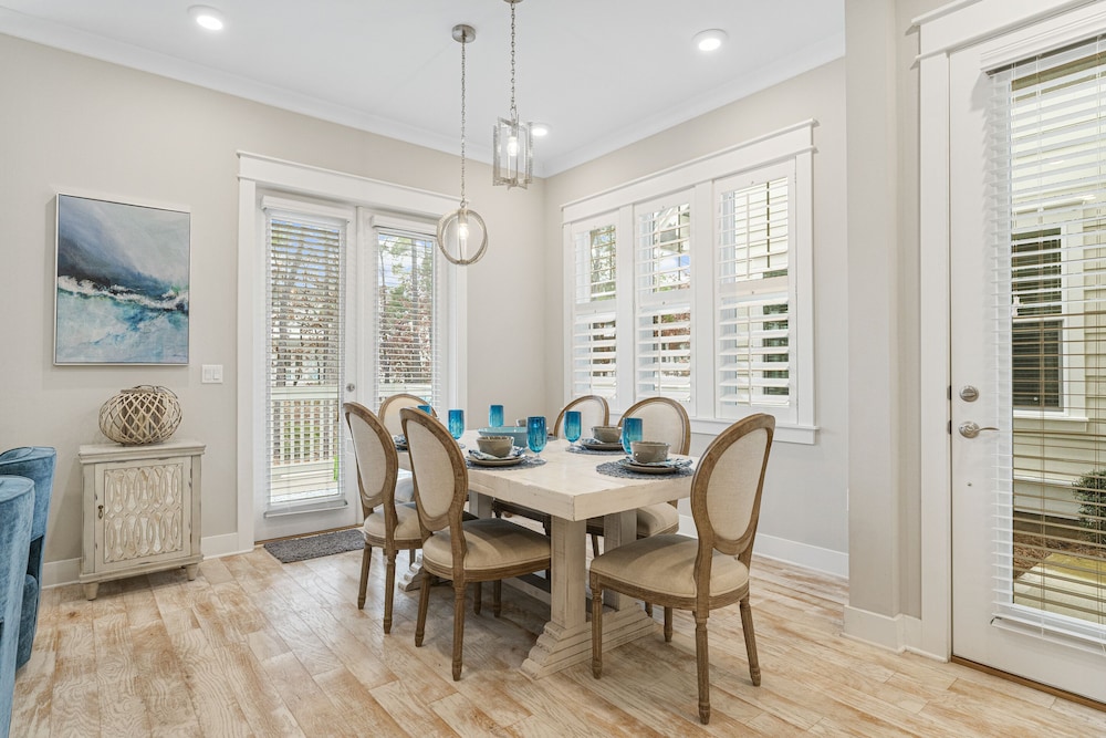 Townhome, 3 Bedrooms (Just One Life) photo 2