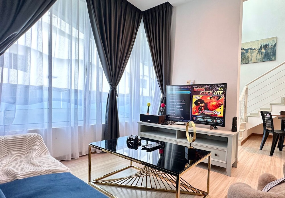 Elite Apartment, 3 Bedrooms, Accessible, City View photo 1