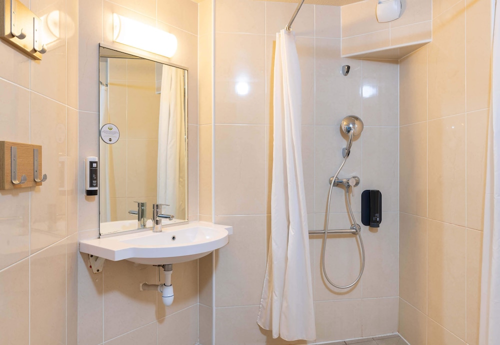 B&B HOTEL LYON St Bonnet Mi-Plaine, 사진 7