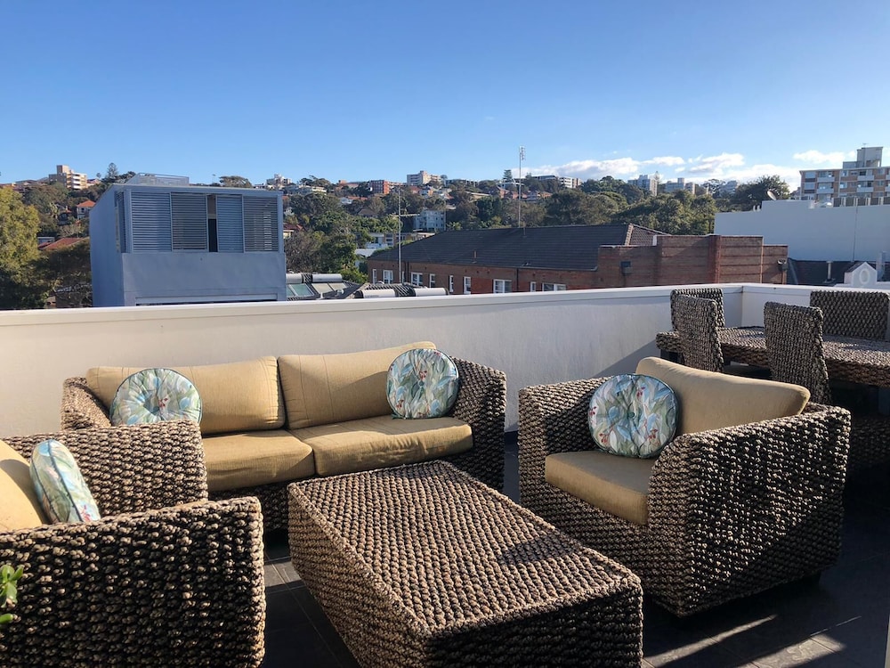 Apartment, 1 Queen Bed, Balcony, City View photo 2