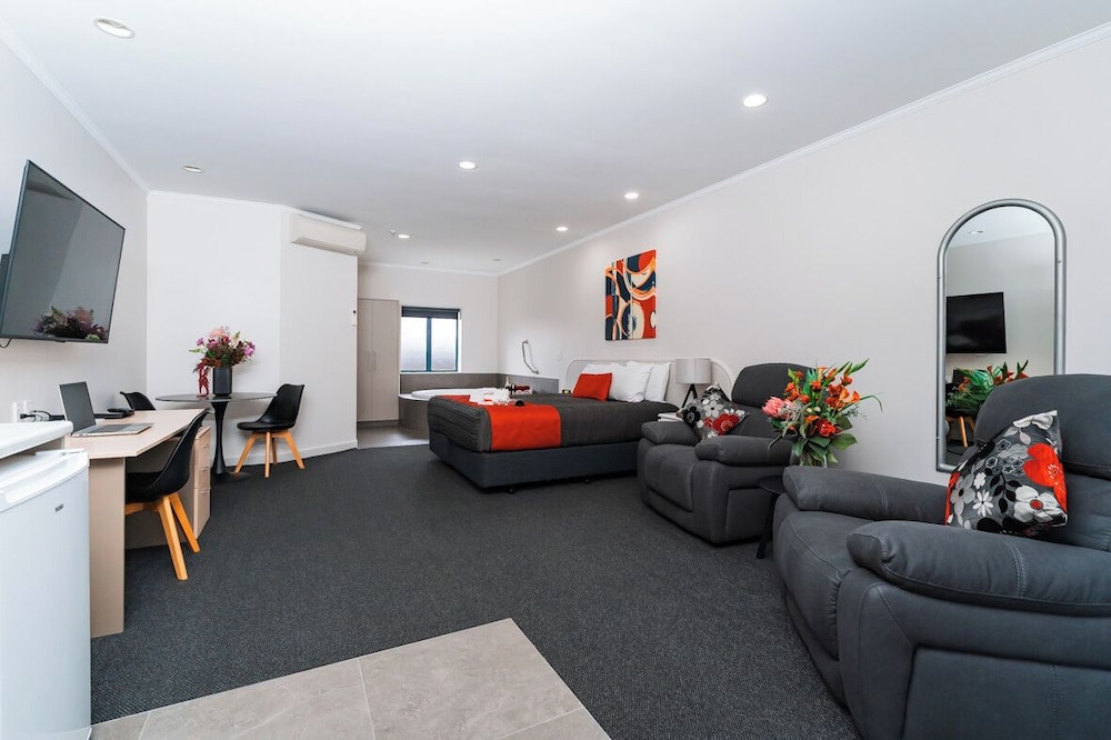 Premium Studio photo 1