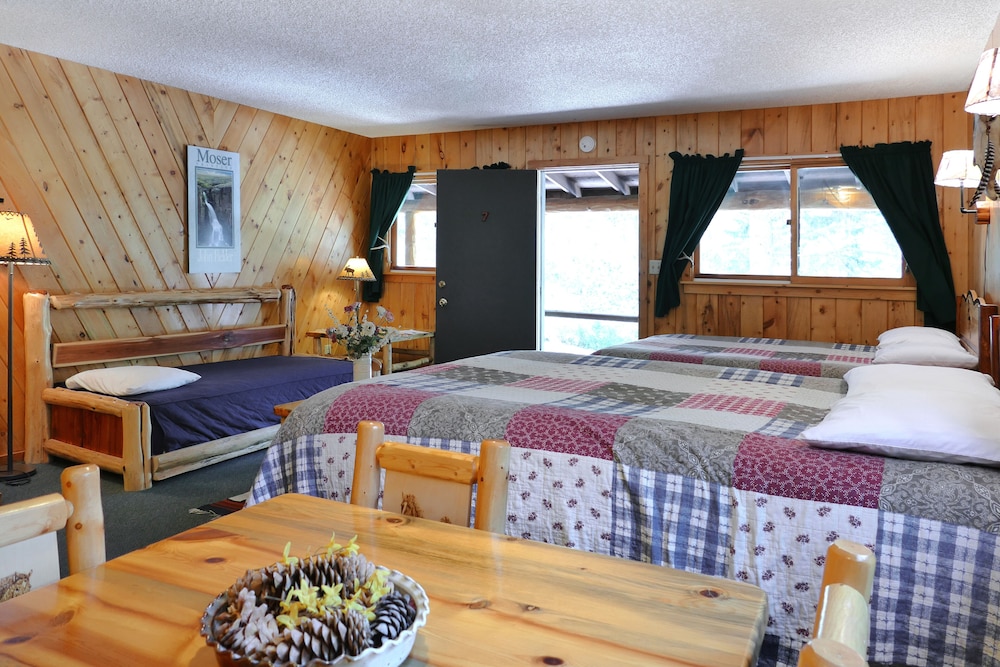 Bill Cody Cabin photo 1