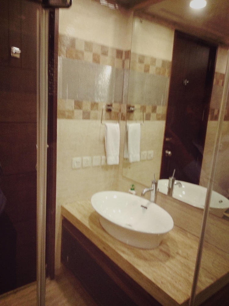 Suite, 1 Bedroom photo 2