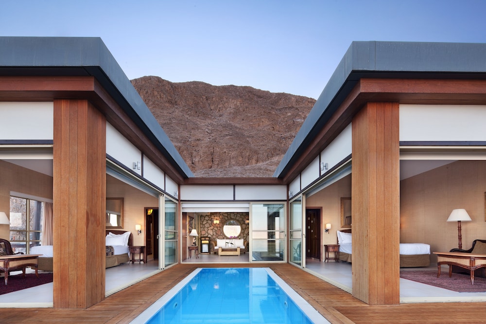 Villa Paradiso With Private Pool