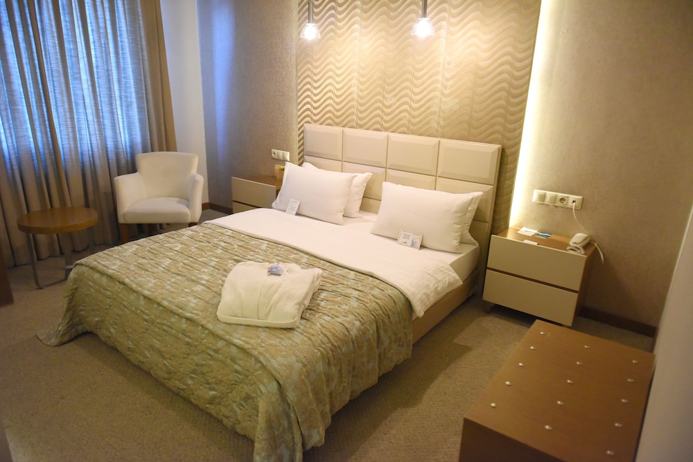 Suite photo 1