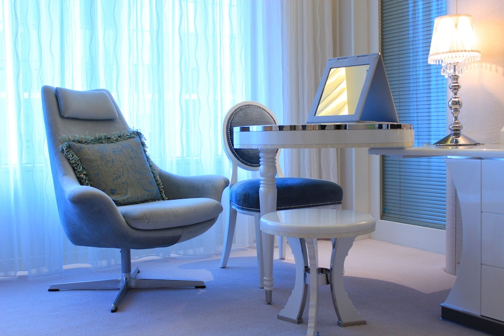 Deluxe Twin Room, Non Smoking (44sqm) photo 3