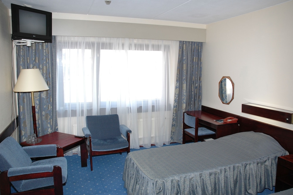 Economy Twin Room photo 1