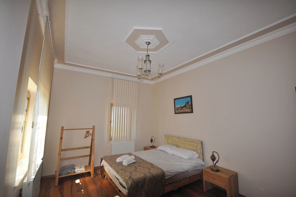 Standard Double Room, 1 Bedroom, Non Smoking, Garden View photo 2