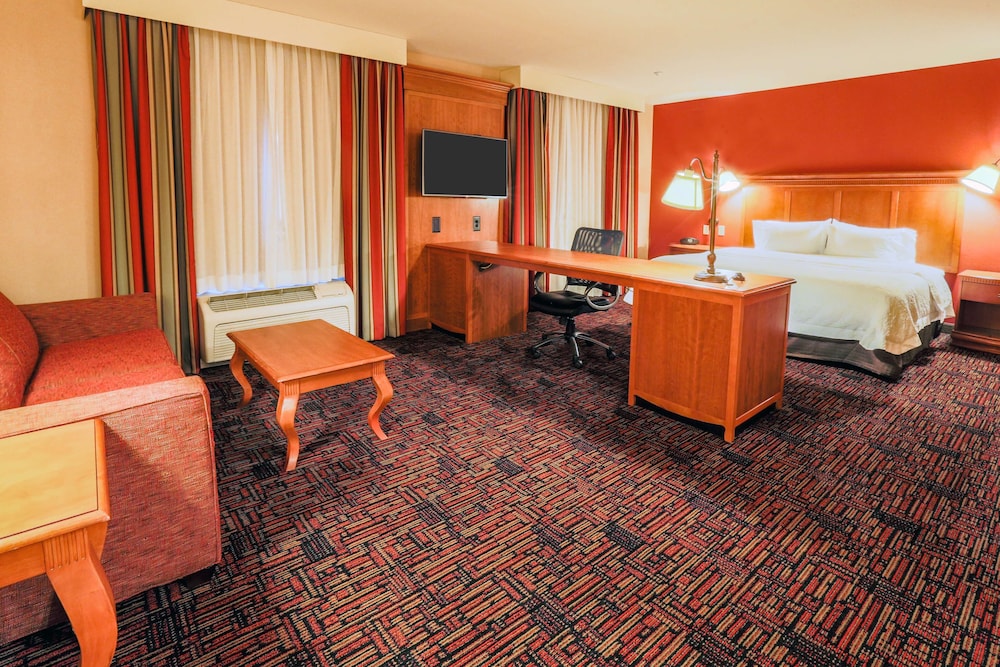 Suite, Accessible, Non Smoking - Photo 1