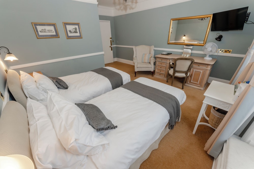 Double or Twin Room photo 2